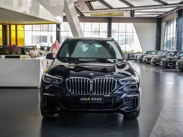 BMW X5 — Фото автомобиля 16