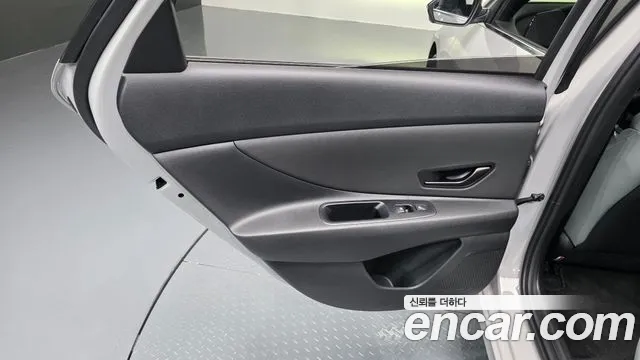 Hyundai Avante CN7 — Фото автомобиля 14
