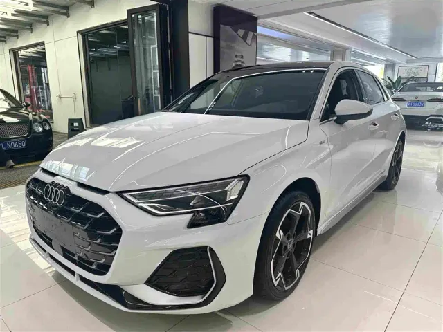 Фотография автомобиля — Audi A3
