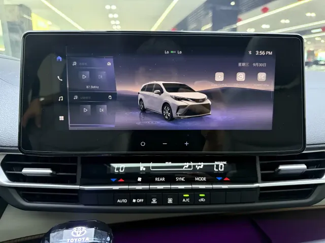Toyota Granvia — Фото автомобиля 17