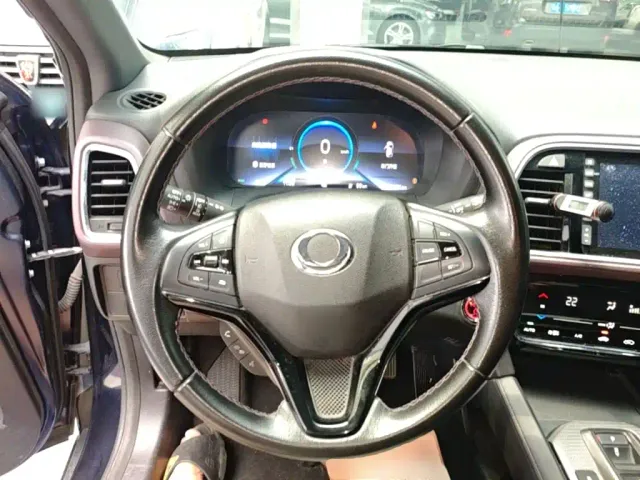 CIIMO Dongfeng Honda M-NV — Фото автомобиля 10