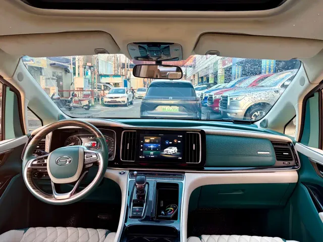 GAC Trumpchi M8 — Фото автомобиля 11