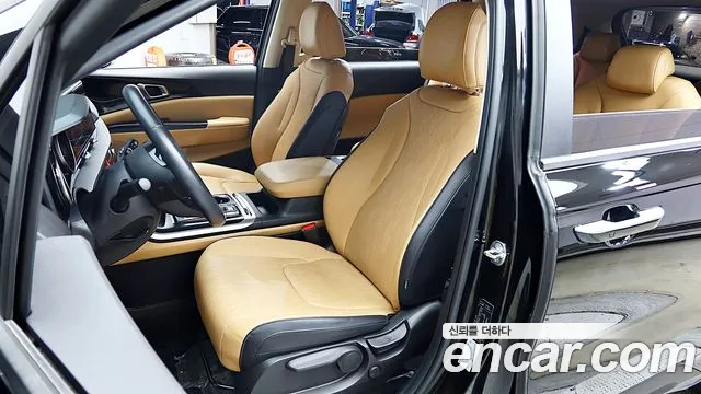 Kia Canival Carnival 4 поколение 9 мест Prestige — Фото автомобиля 4