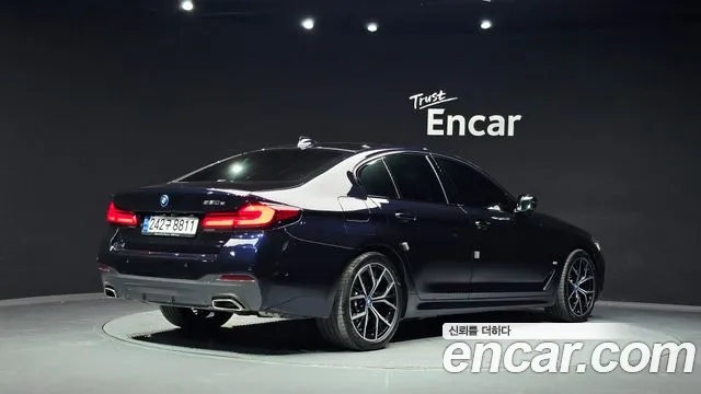 BMW 5 Series G30 — Фото автомобиля 2