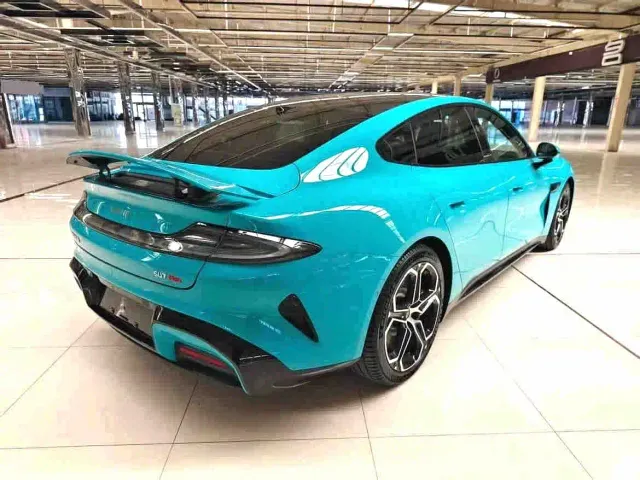 Xiaomi SU7 — Фото автомобиля 6