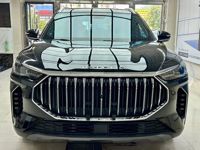 Jetour X70 Plus — Фото автомобиля 2