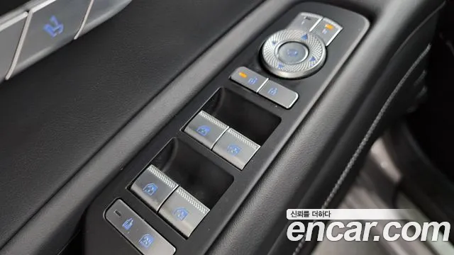 Genesis GV80 — Фото автомобиля 24
