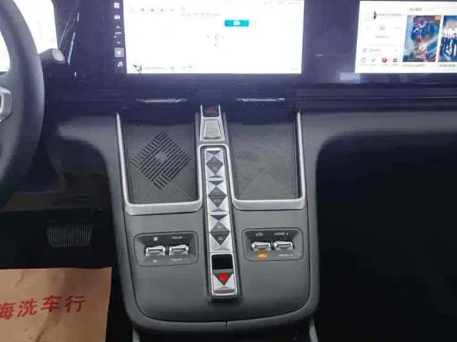 Haval Xiaolong MAX — Фото автомобиля 14