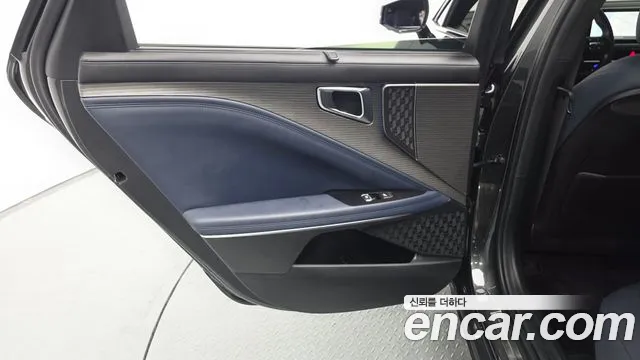 Kia K8 (New) Hybrid — Фото автомобиля 14