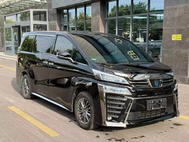 Toyota Vellfire — Фото автомобиля 3