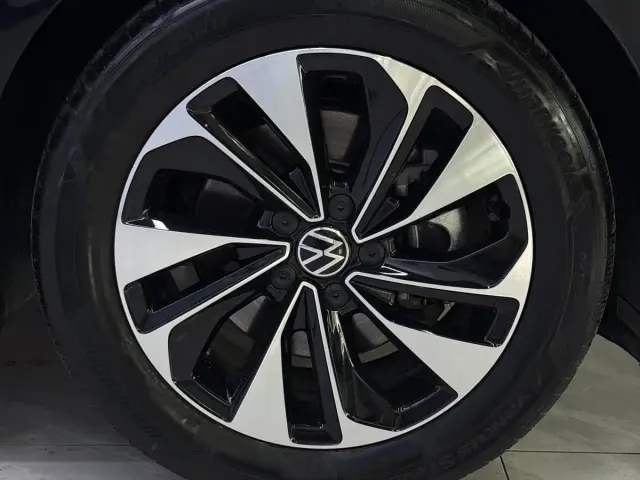 Volkswagen Passat — Фото автомобиля 21