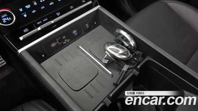 Hyundai Santa Fe — Фото автомобиля 26
