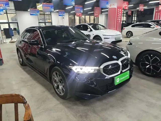 BMW i3 — Фото автомобиля 3