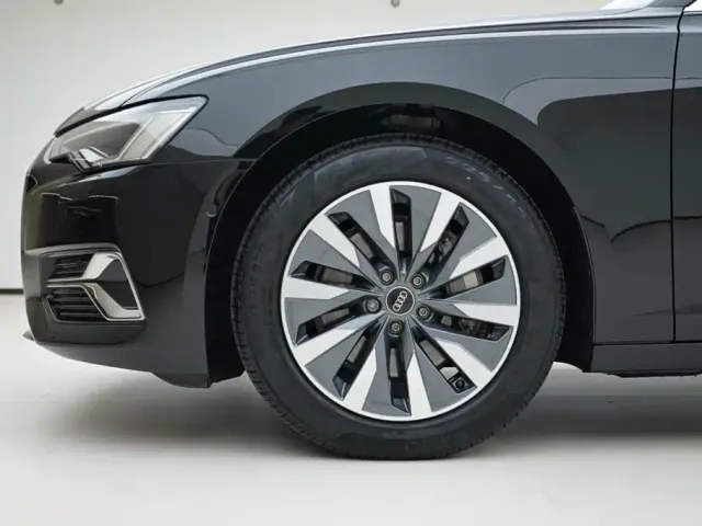 Audi A6L — Фото автомобиля 14