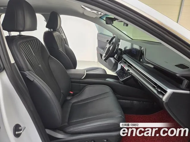 Hyundai Grandeur GN7 — Фото автомобиля 11
