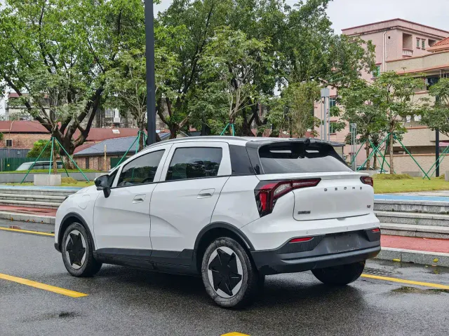 Geely Geometry E Firefly — Фото автомобиля 6