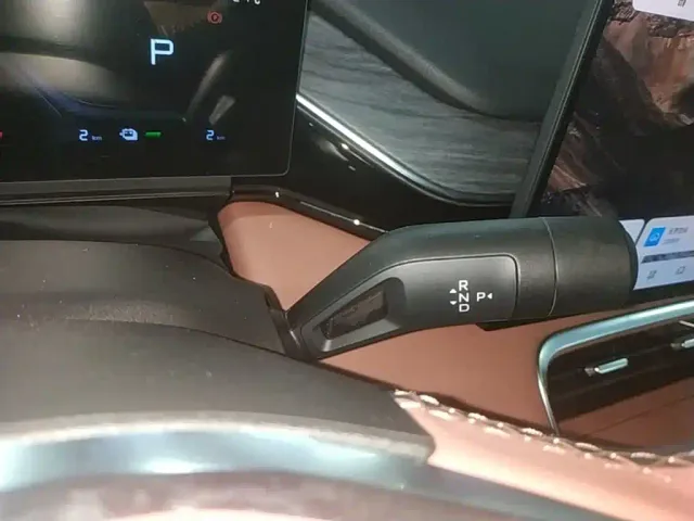 Geely Galaxy L6 — Фото автомобиля 13