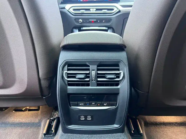 BMW 3 Series — Фото автомобиля 14