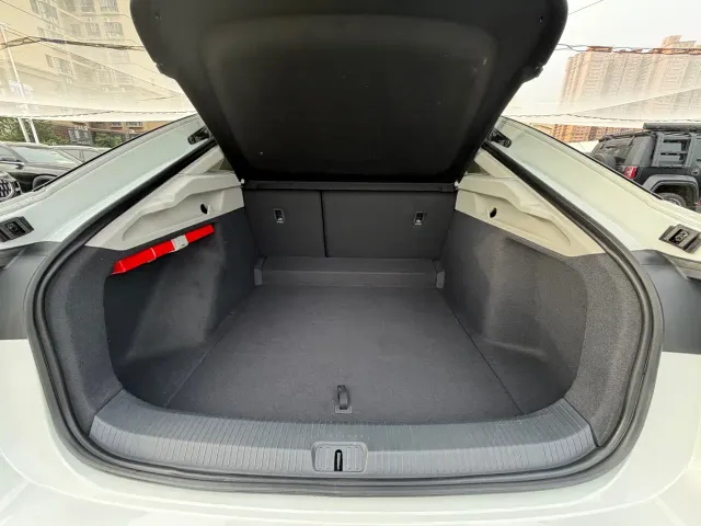 Volkswagen ID.7 Vizzion — Фото автомобиля 16