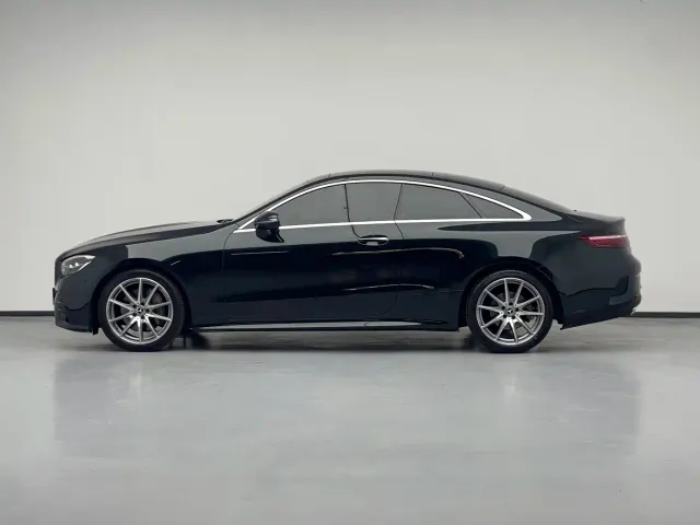 Mercedes-Benz E-Class — Фото автомобиля 9