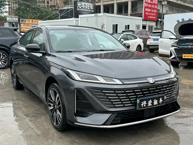 Фотография автомобиля — Changan Eado