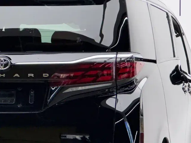 Toyota Alphard — Фото автомобиля 6