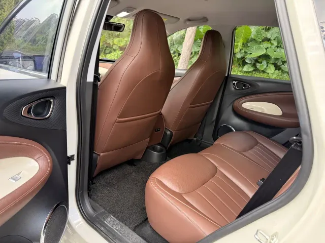 Wuling Bingo — Фото автомобиля 20