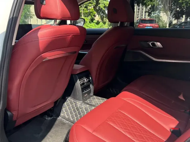 BMW 3 Series — Фото автомобиля 5