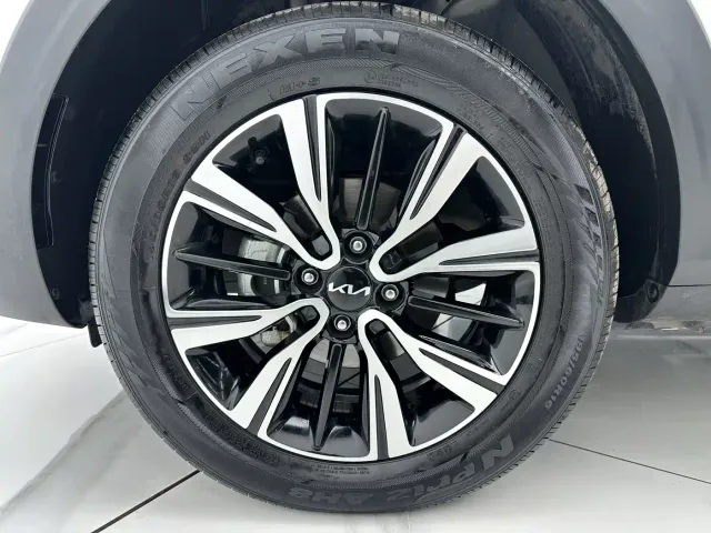 Kia KX1 — Фото автомобиля 12