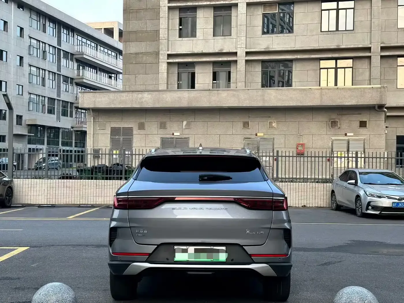 BYD Song PLUS PHEV 2021 DM-i 51KM Honor — Фото автомобиля 14