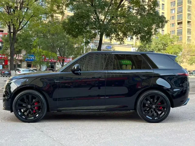 Land Rover Range Rover Sport — Фото автомобиля 2
