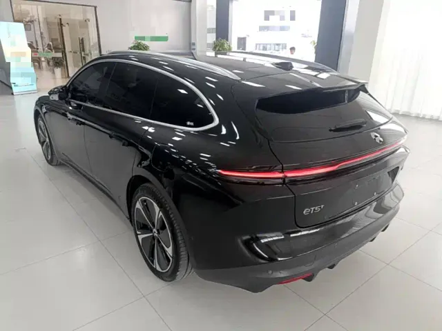 Nio ET5 Touring — Фото автомобиля 4