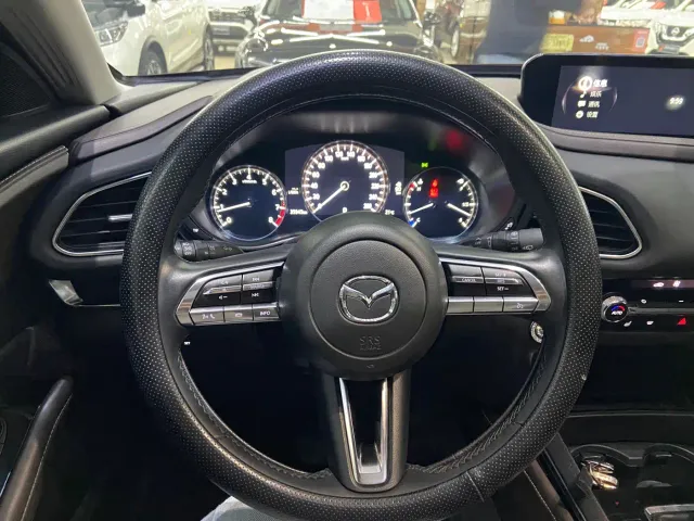 Mazda CX-30 — Фото автомобиля 19