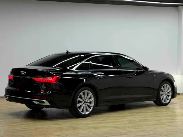 Audi A6L — Фото автомобиля 28