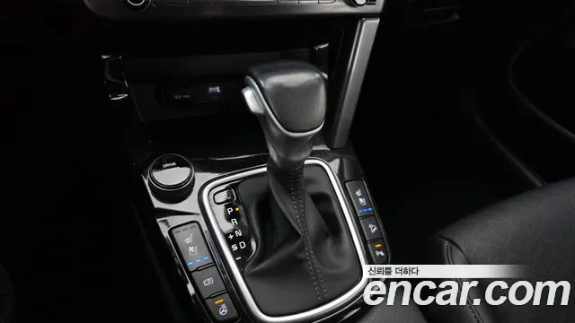 Kia Seltos New — Фото автомобиля 12