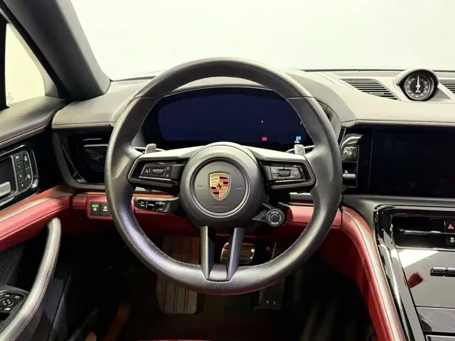 Porsche Panamera — Фото автомобиля 15