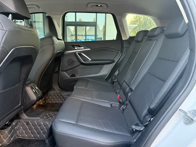 BMW X1 — Фото автомобиля 6