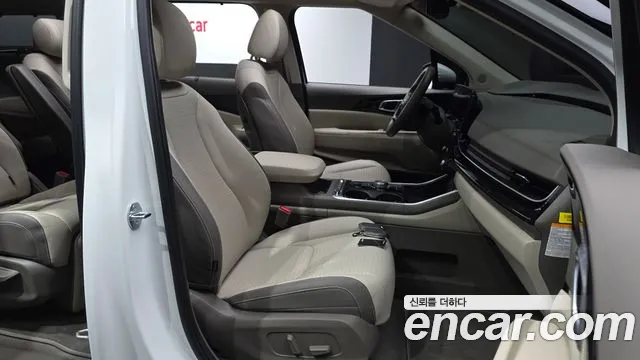 Kia Carnival 4th Gen — Фото автомобиля 18