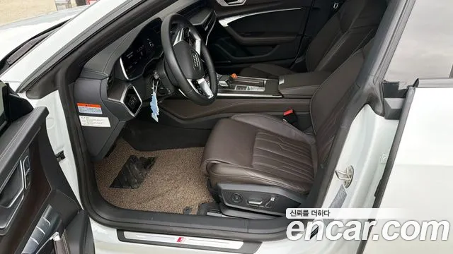 Audi A7 4K — Фото автомобиля 10