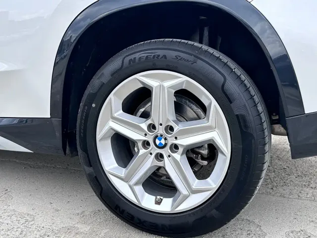 BMW X1 — Фото автомобиля 9
