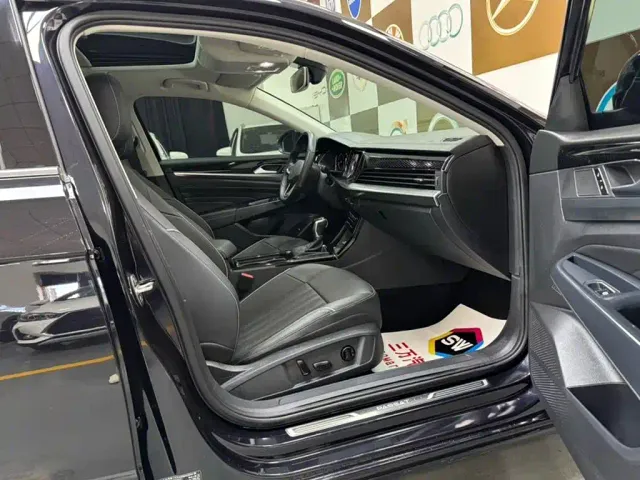 Volkswagen Passat — Фото автомобиля 10