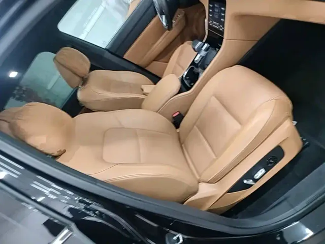 Li Auto ONE — Фото автомобиля 24