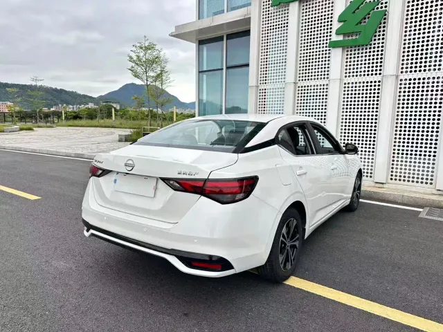 Nissan Sylphy — Фото автомобиля 28