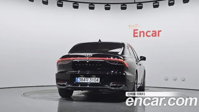Hyundai Grandeur Grandeur (New) — Фото автомобиля 3