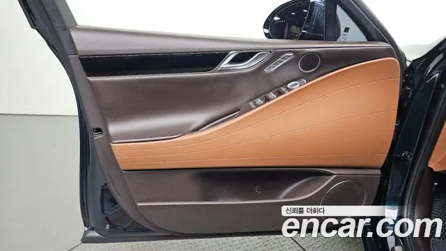 Genesis G80 RG3 — Фото автомобиля 13