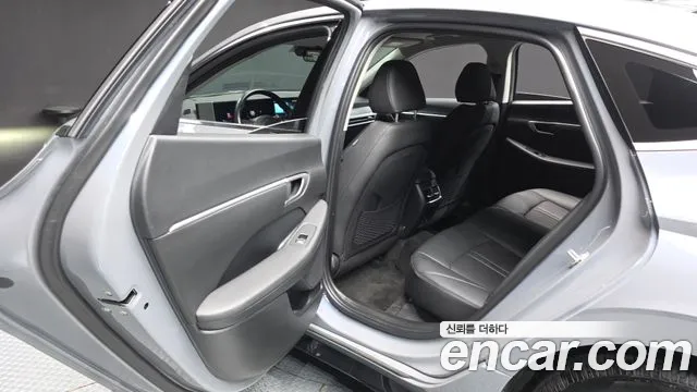 Hyundai Sonata Sonata Edge(DN8) 2.0 LPG(Для проката) — Фото автомобиля 25