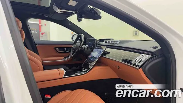 Mercedes-Benz S-Class — Фото автомобиля 17