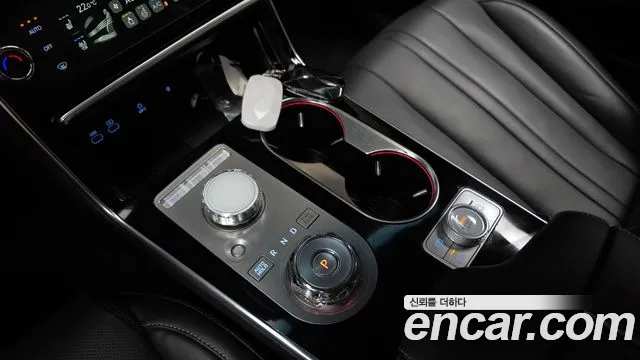 Genesis GV80 2.5T Бензин AWD — Фото автомобиля 9