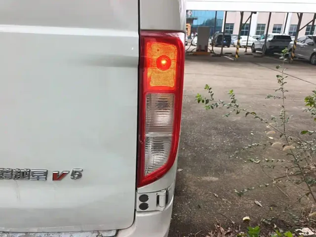 Changan Kuayue Kuayuexing V5 — Фото автомобиля 7