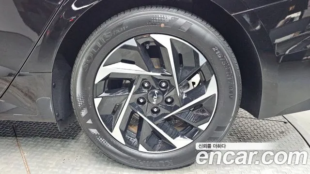 Kia K5 Noblesse — Фото автомобиля 18